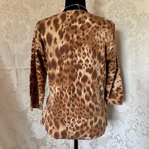 Nygard Collection Ladies Silk knit leopard print top - Picture 3 of 9